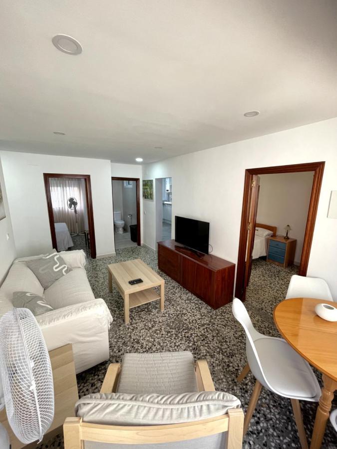 Family Home By Cadiz Time 外观 照片